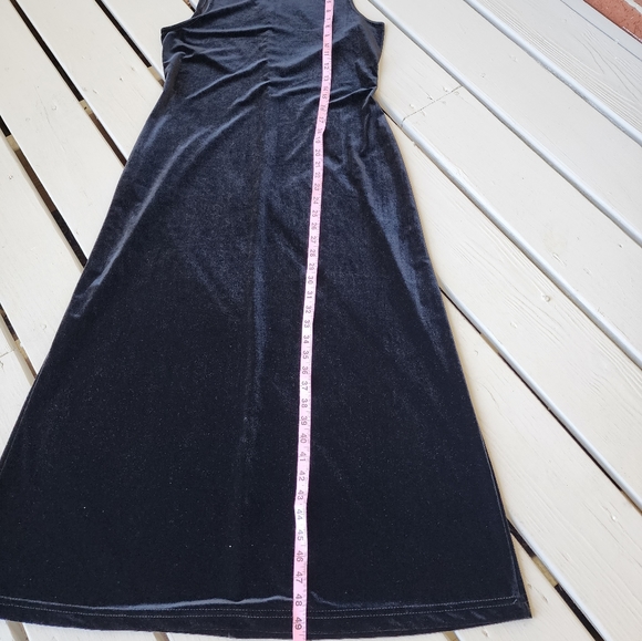 8p VELOUR black MIDI Dress - Picture 8 of 13